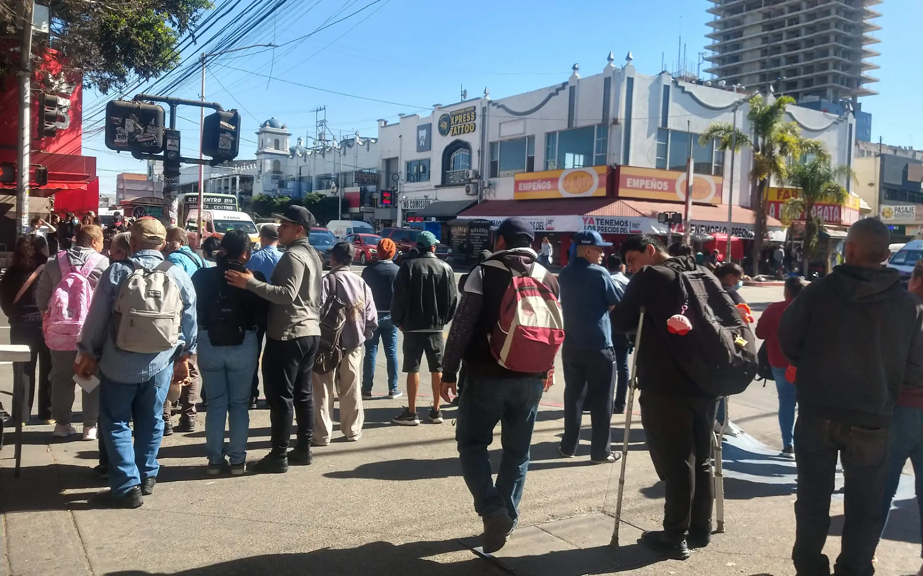 11 AG Gente en el centro 